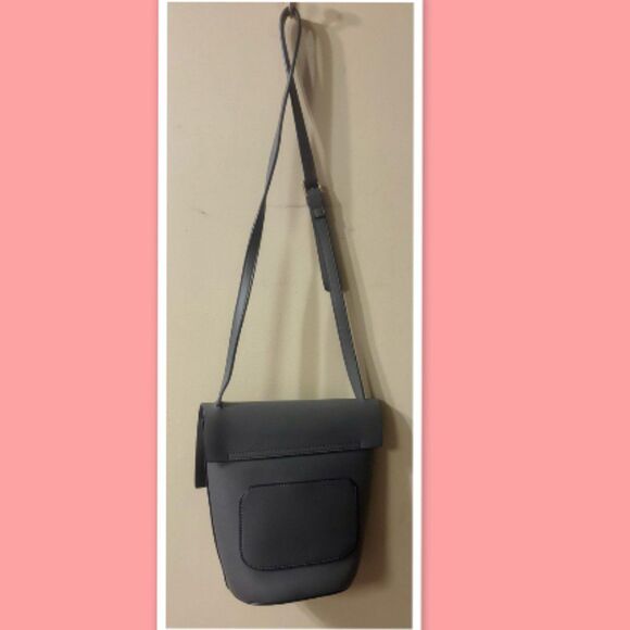 Expressions NYC Gray Crossbody Bag - Picture 2 of 3
